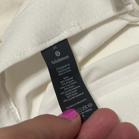 Lululemon Fast & Free running hat 🤍 - Picture 3 of 7